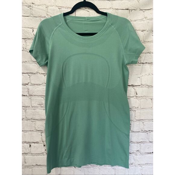 Lululemon Swiftly Tech Short Sleeve Crew size 10 - Picture 1 of 7